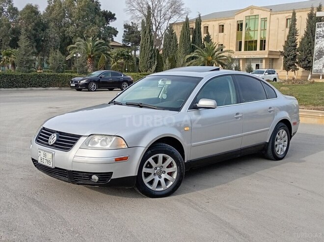 Volkswagen Passat 2003, 213,000 km - 1.8 l - Sumqayıt