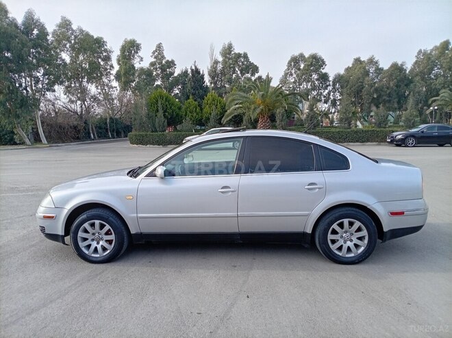 Volkswagen Passat 2003, 213,000 km - 1.8 l - Sumqayıt