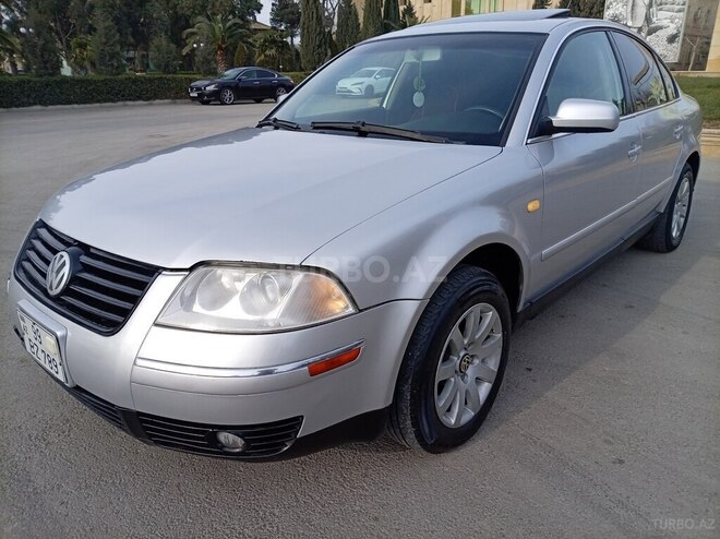 Volkswagen Passat 2003, 213,000 km - 1.8 l - Sumqayıt