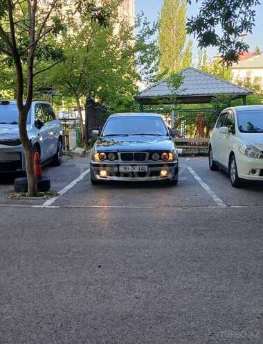 BMW 520 1995, 300,000 km - 2.0 l - Xaçmaz