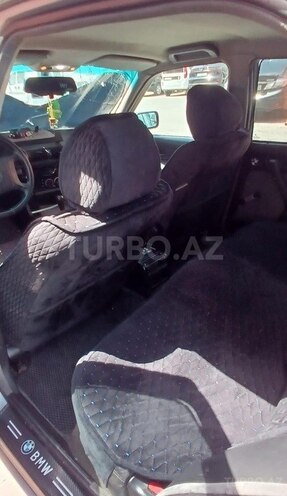 BMW 520 1995, 300,000 km - 2.0 l - Xaçmaz