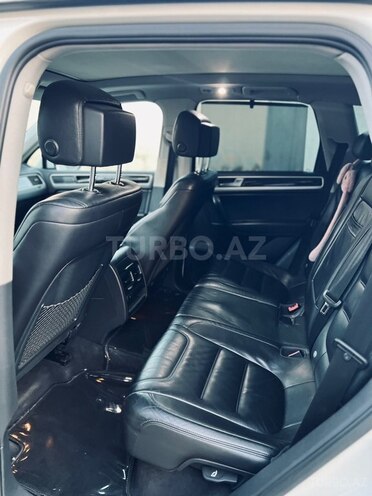 Volkswagen Touareg 2011, 208,100 km - 3.6 л - Bakı