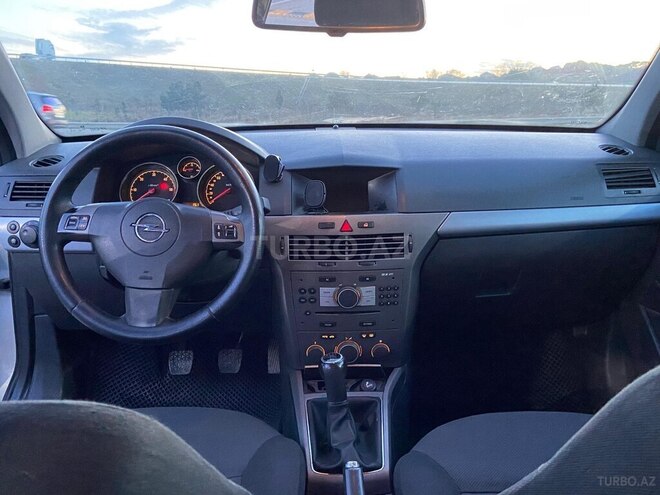 Opel Astra 2006, 288,000 km - 1.3 l - Bakı