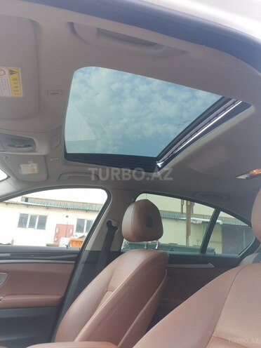 BMW 520d-11