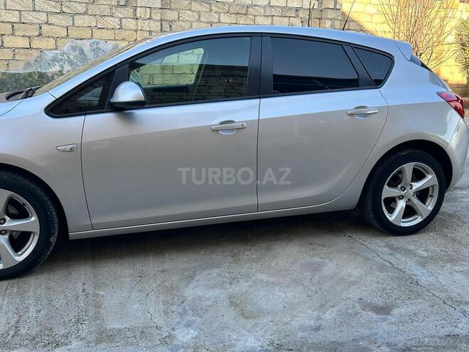 Opel Astra 2011, 313,441 km - 1.3 l - Bərdə