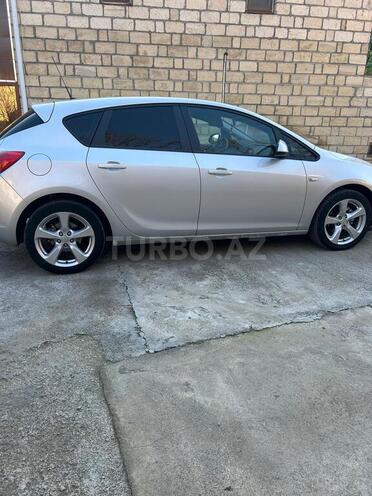 Opel Astra 2011, 313,441 km - 1.3 l - Bərdə