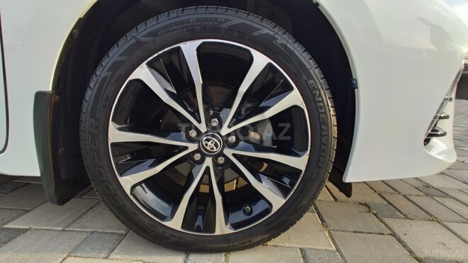 Toyota Corolla-7