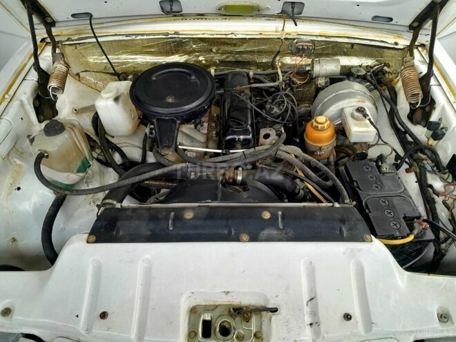 GAZ 3110 "Volga"-5