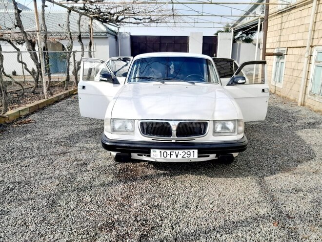 GAZ 3110 "Volga"-9