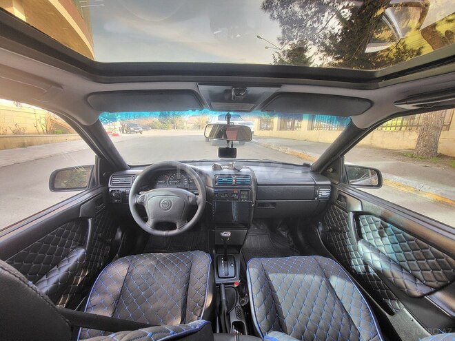 Opel Vectra 1994, 385,000 km - 1.8 l - Bakı