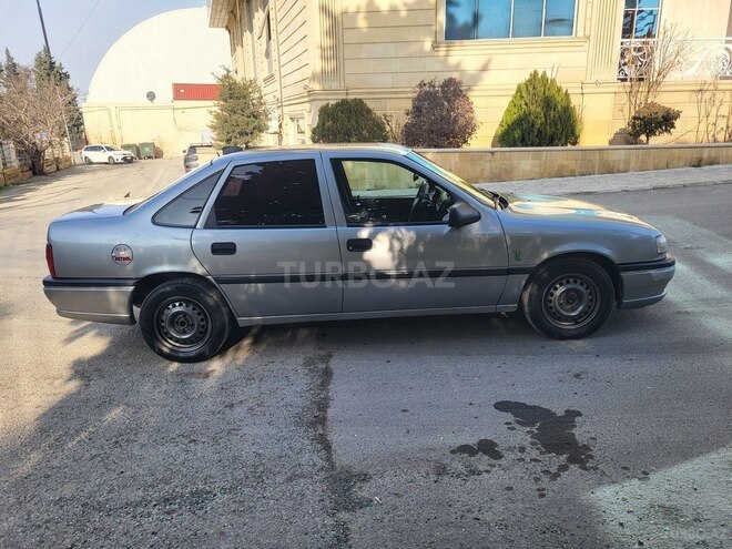 Opel Vectra 1994, 385,000 km - 1.8 l - Bakı