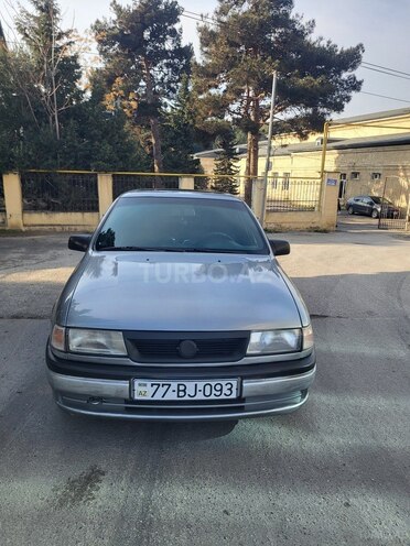 Opel Vectra 1994, 385,000 km - 1.8 l - Bakı