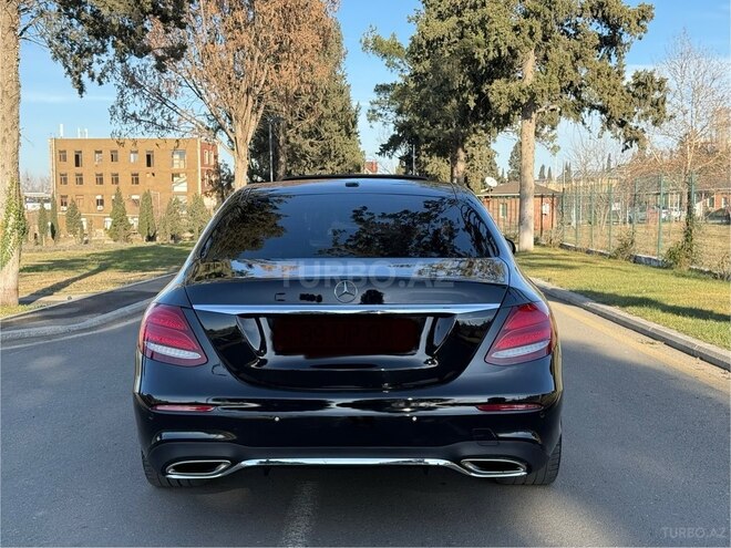Mercedes E 300 4MATIC 2017, 175,000 km - 2.0 l - Bakı