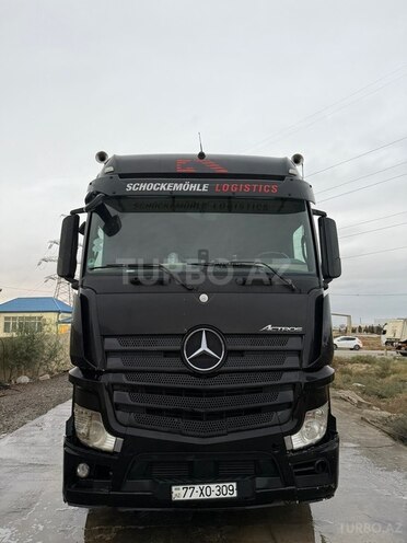 Mercedes Actros 1842-1