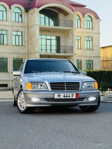Mercedes C 240 1998, 228,779 km - 2.4 л - İmişli