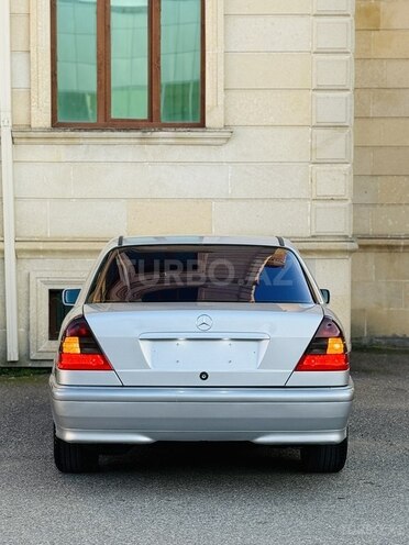 Mercedes C 240 1998, 228,779 km - 2.4 л - İmişli