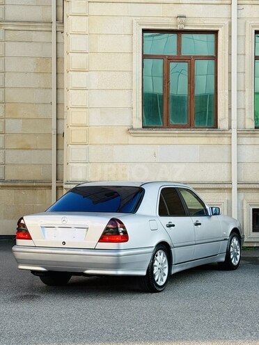 Mercedes C 240 1998, 228,779 km - 2.4 л - İmişli