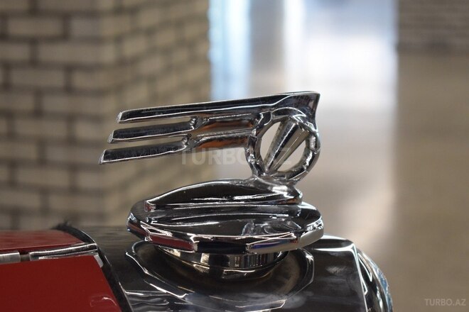 Triumph Renown-5