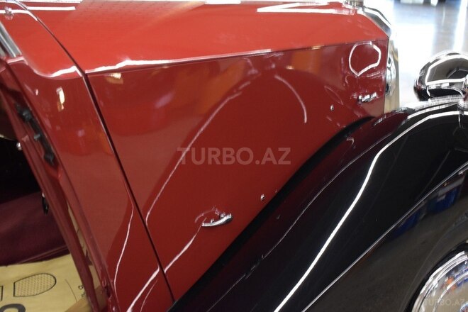 Triumph Renown-19