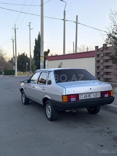 LADA (VAZ) 21099-2
