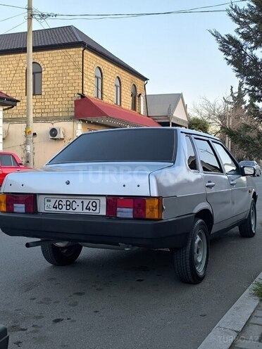 LADA (VAZ) 21099-4