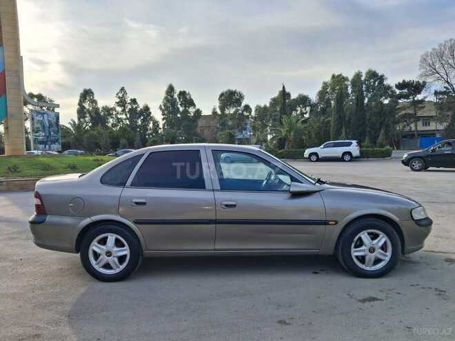 Opel Vectra 1996, 397,000 km - 1.8 l - Sumqayıt