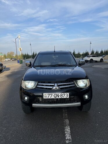 Mitsubishi L200 2012, 420,000 km - 2.5 l - Sumqayıt