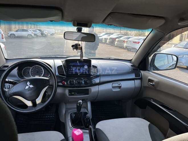 Mitsubishi L200 2012, 420,000 km - 2.5 l - Sumqayıt