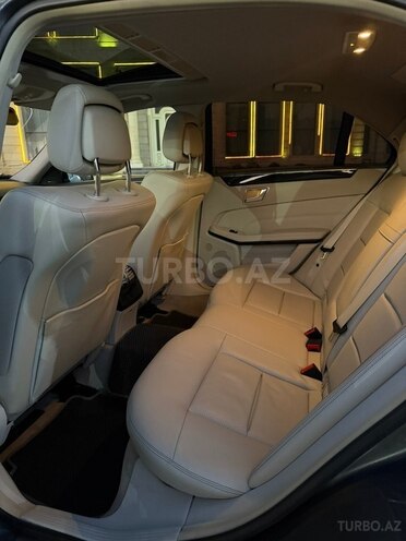 Mercedes E 220 2013, 186,500 km - 2.1 l - Bakı