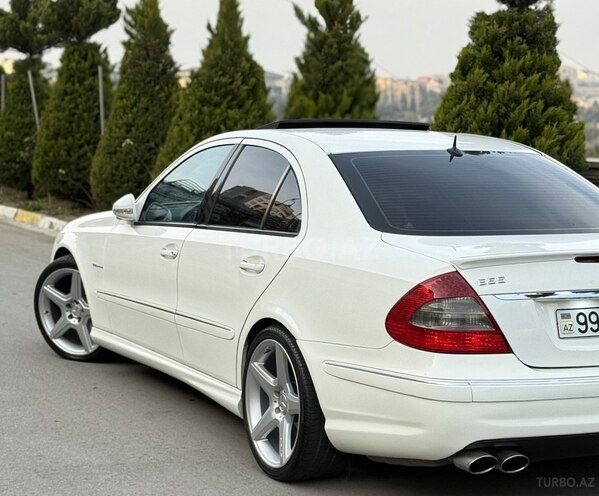 Mercedes E 320 2002, 241,000 km - 3.2 l - Bakı