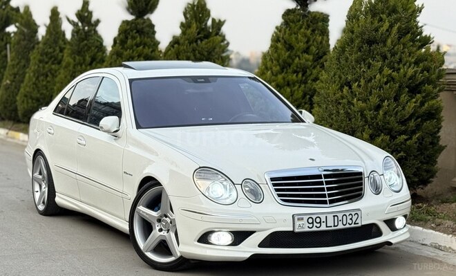 Mercedes E 320 2002, 241,000 km - 3.2 l - Bakı