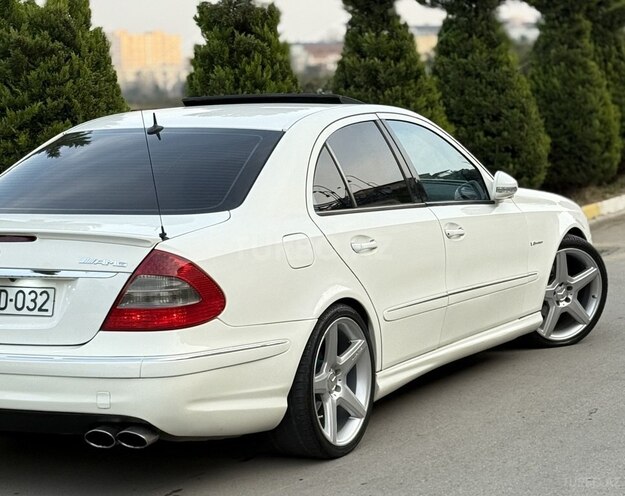 Mercedes E 320 2002, 241,000 km - 3.2 l - Bakı