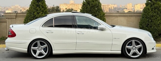 Mercedes E 320 2002, 241,000 km - 3.2 l - Bakı