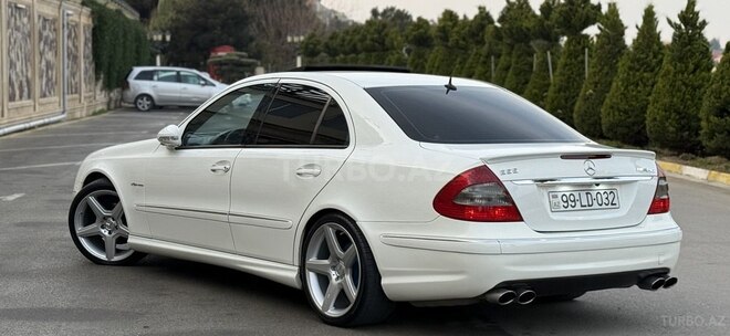 Mercedes E 320 2002, 241,000 km - 3.2 l - Bakı