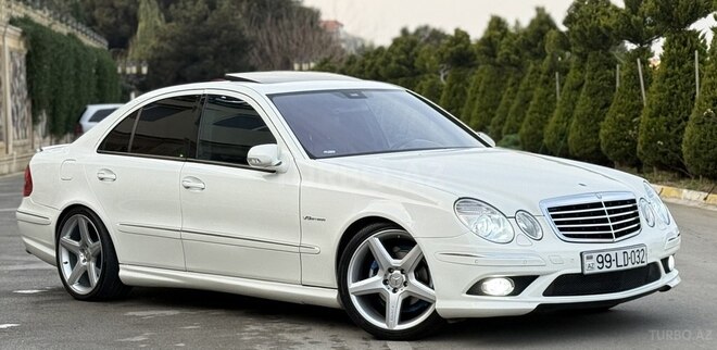 Mercedes E 320 2002, 241,000 km - 3.2 l - Bakı