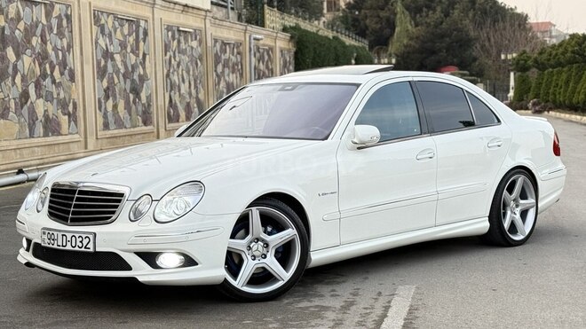 Mercedes E 320 2002, 241,000 km - 3.2 l - Bakı