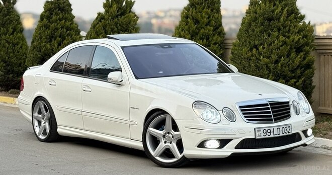 Mercedes E 320 2002, 241,000 km - 3.2 l - Bakı