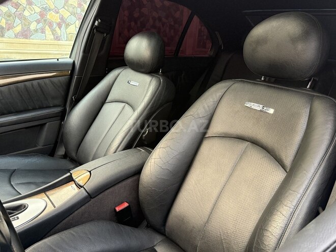 Mercedes E 320 2002, 241,000 km - 3.2 l - Bakı