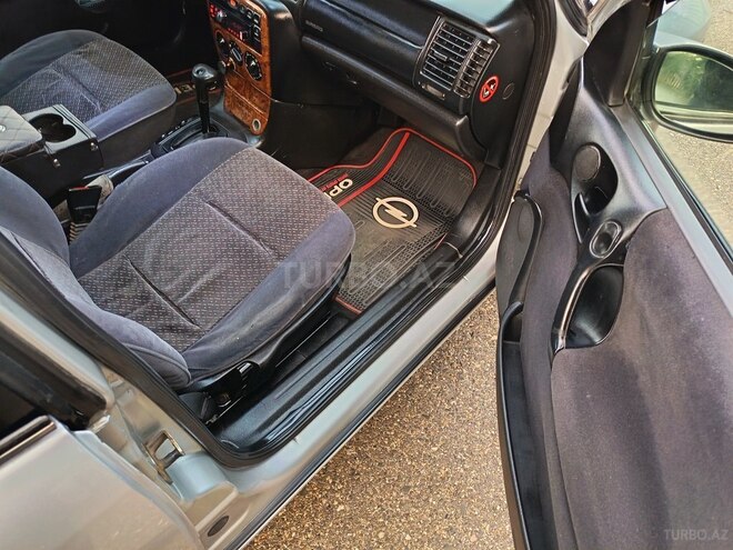 Opel Vectra 1996, 286,545 km - 1.8 l - Bakı