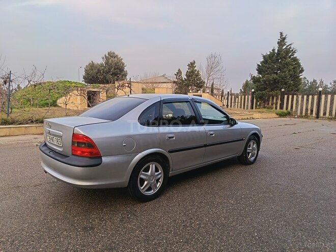 Opel Vectra 1996, 286,545 km - 1.8 l - Bakı