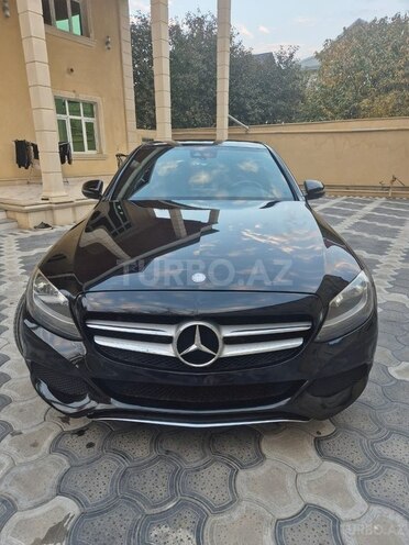 Mercedes C 300 4MATIC-1
