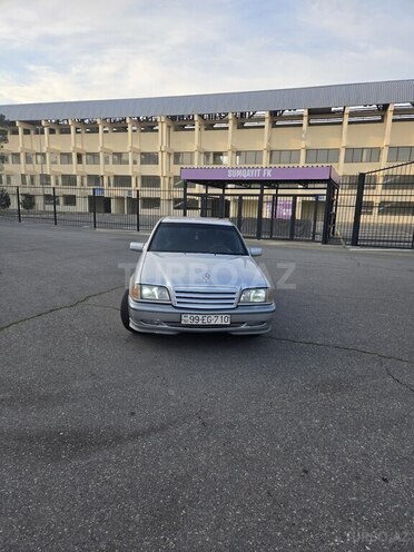 Mercedes C 200 1999, 264,000 km - 2.0 l - Sumqayıt