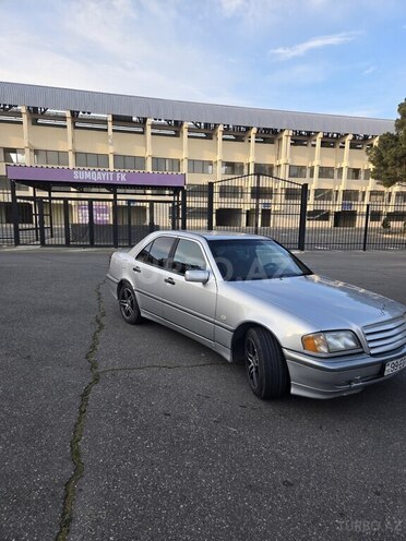 Mercedes C 200 1999, 264,000 km - 2.0 l - Sumqayıt