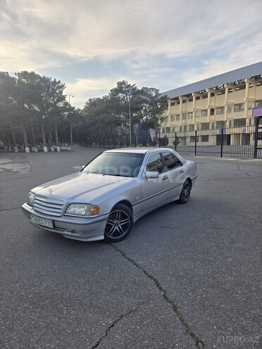 Mercedes C 200 1999, 264,000 km - 2.0 l - Sumqayıt