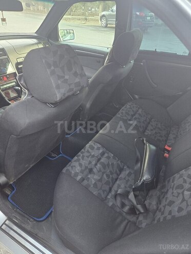 Mercedes C 200 1999, 264,000 km - 2.0 l - Sumqayıt