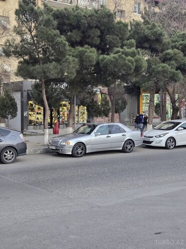 Mercedes C 200 1999, 264,000 km - 2.0 l - Sumqayıt