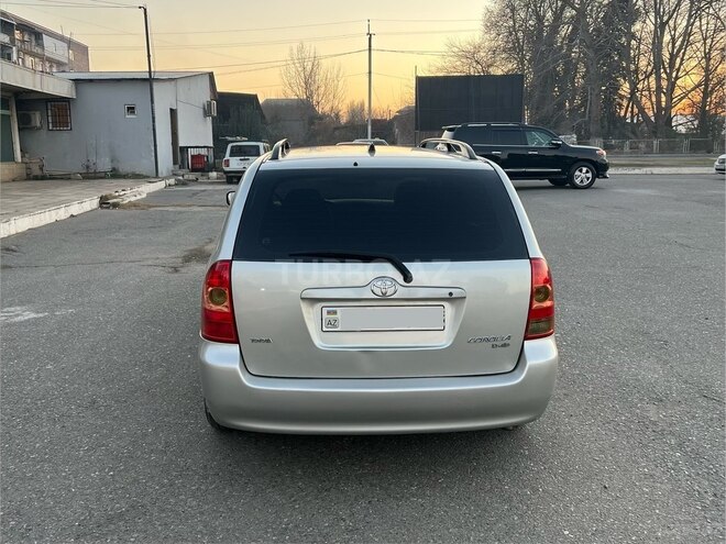 Toyota Corolla 2006, 360,000 km - 1.4 l - Şəmkir