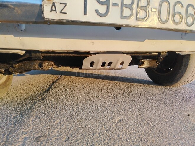 LADA (VAZ) 2101 1973, 800,000 km - 1.3 л - Şirvan