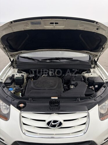 Hyundai Santa Fe 2009, 234,600 km - 2.0 l - Bakı