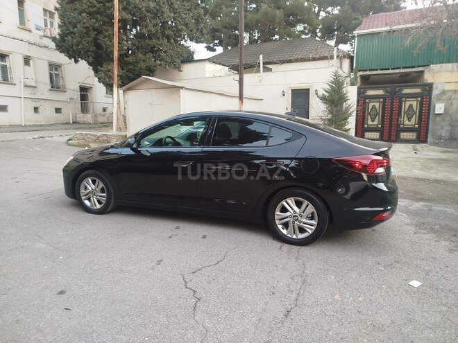 Hyundai Elantra 2018, 98,000 km - 2.0 l - Bakı